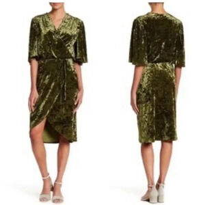 Alexia Admor Crushed Velvet Wrap Dress